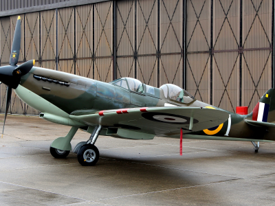 британский, аэродром, spitfire tr.9
