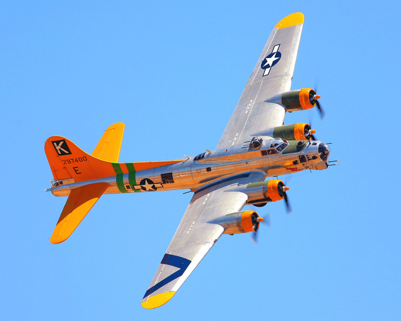 самолет, b-17, бомбардировщик, полет, боинг, цвет, небо