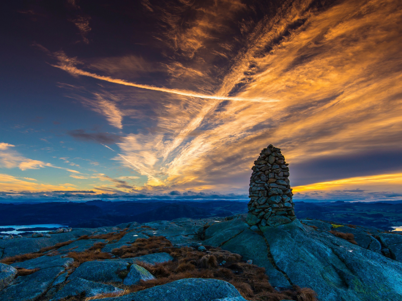 Mountain Sunrice, Норвегия, камни, небо