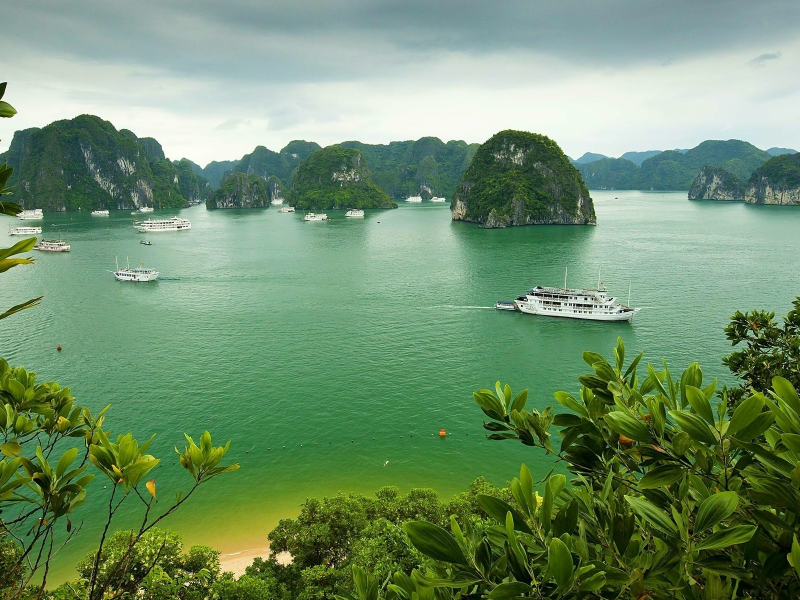 природа, вьетнам, красиво, горы, скалы, корабли, туристы
