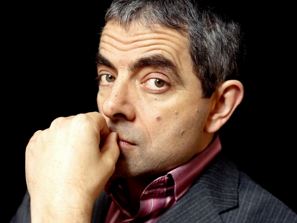 face, hand, rowan atkinson