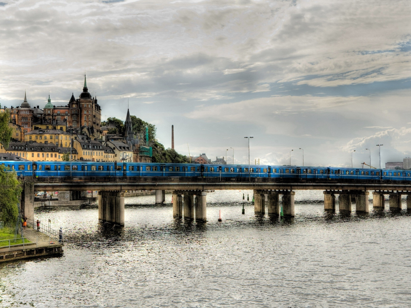 река, деревья, здания, мост, метро