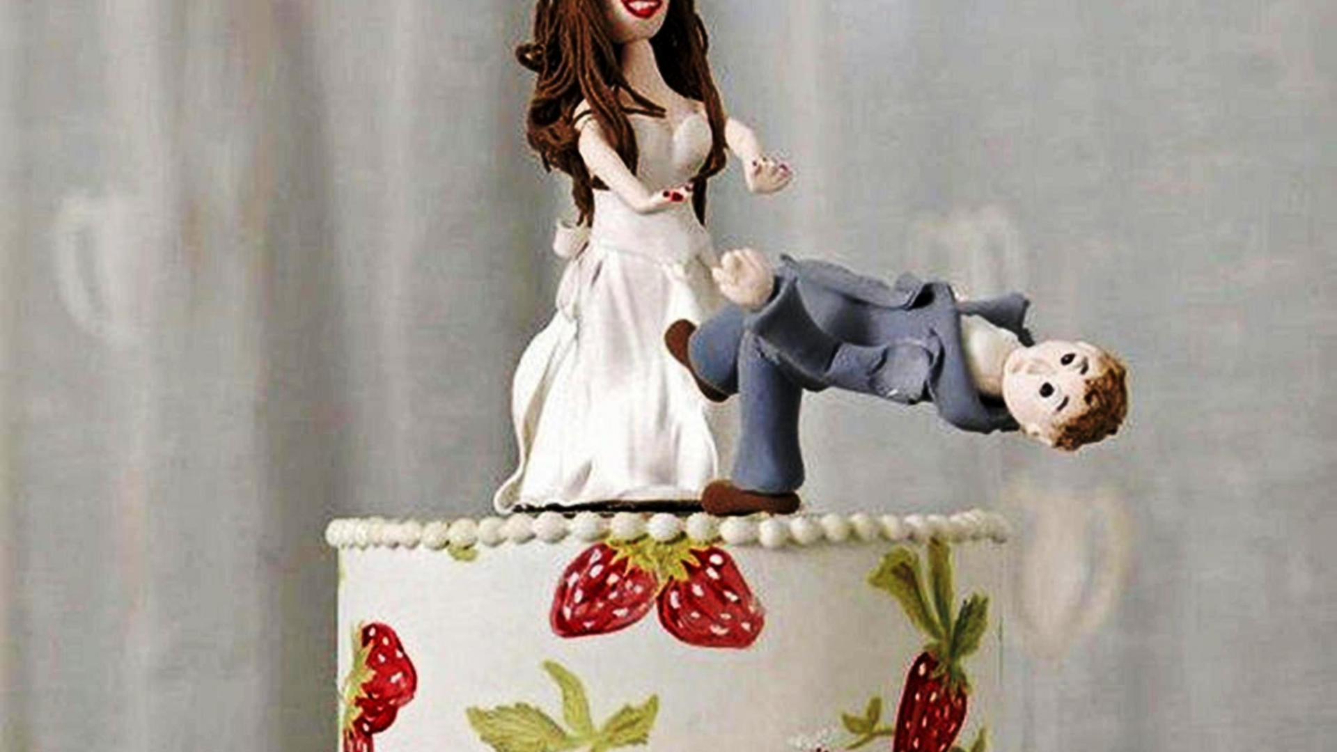 торт, испеченный для отмечания развода, англия