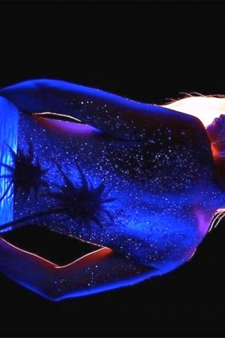 женщина, рисунок на теле, флюоресцентные краски