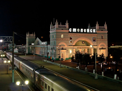 Город Герой Смоленск, ночь, жд вокзал, огни.