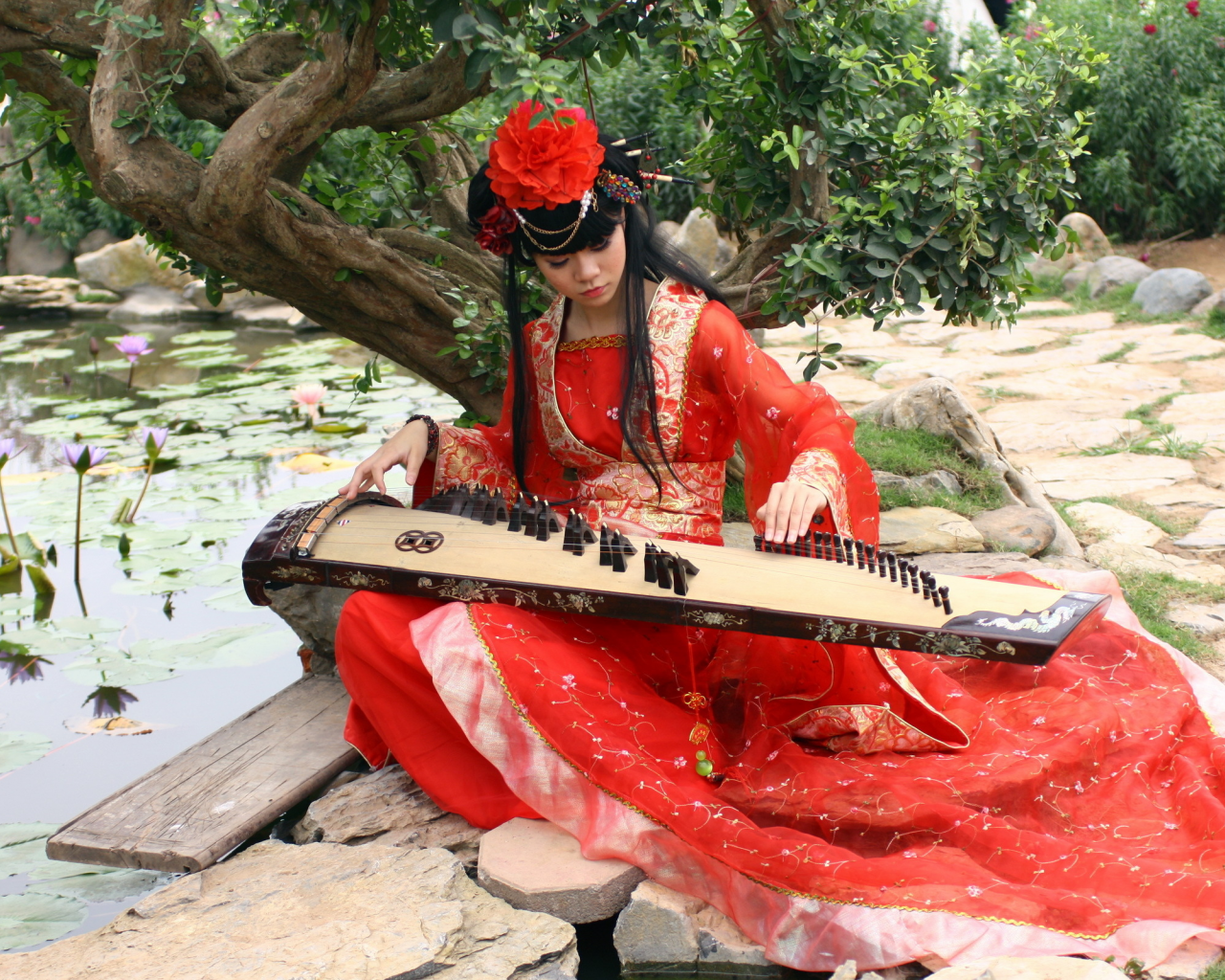 Природа, девущка, азиатка, инструмент, музыка.