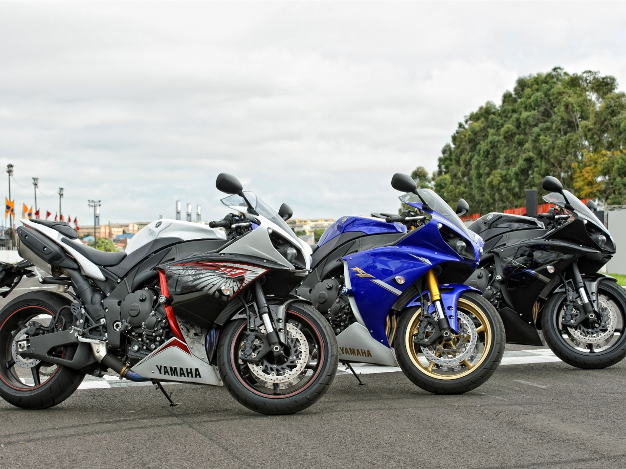 r1, yzf, yamaha