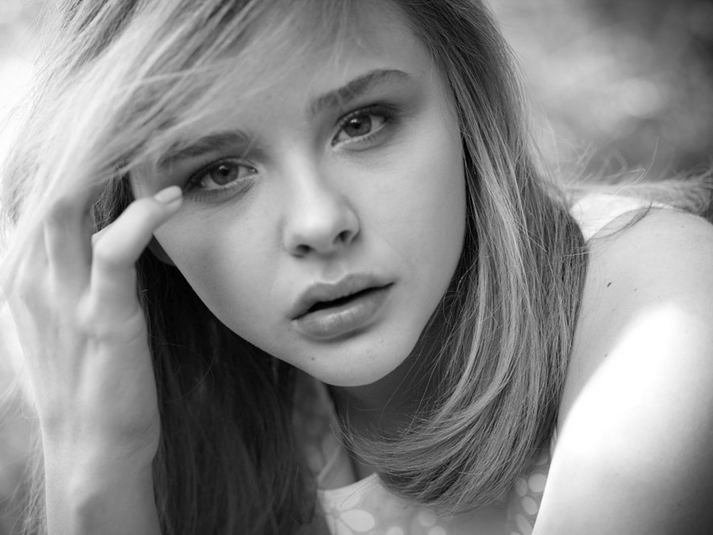 chloe grace moretz, черно-белое, хлоя грейс морец, актриса