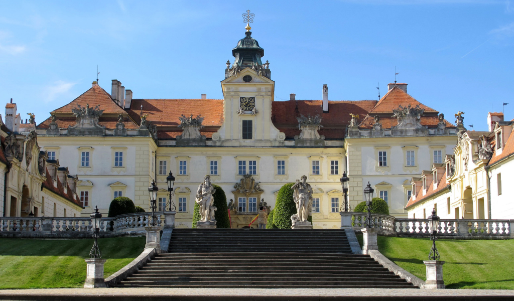 Замок Валтице, Валтице, Чехия, замок, дворец, небо, статуи, барок