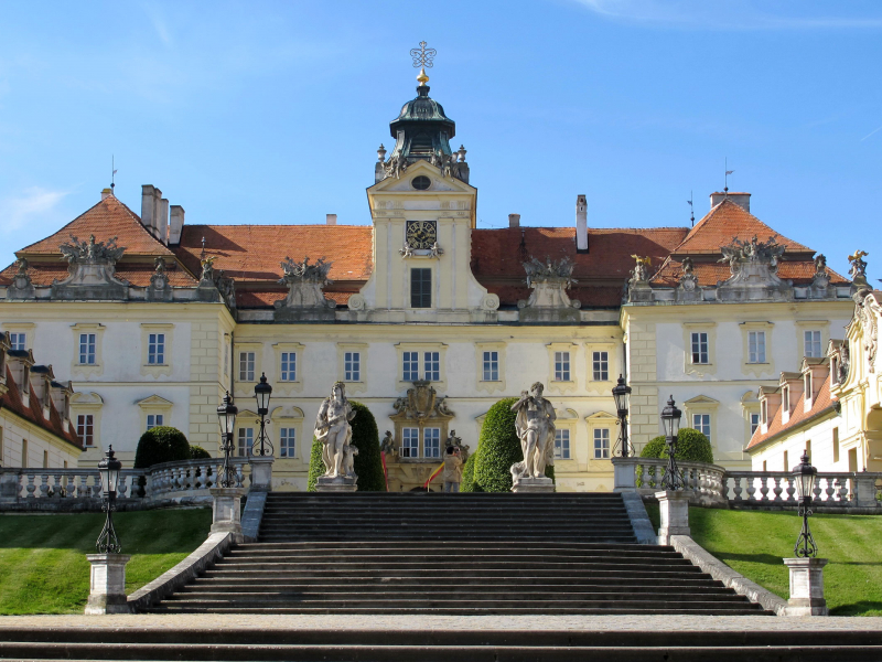 Замок Валтице, Валтице, Чехия, замок, дворец, небо, статуи, барок