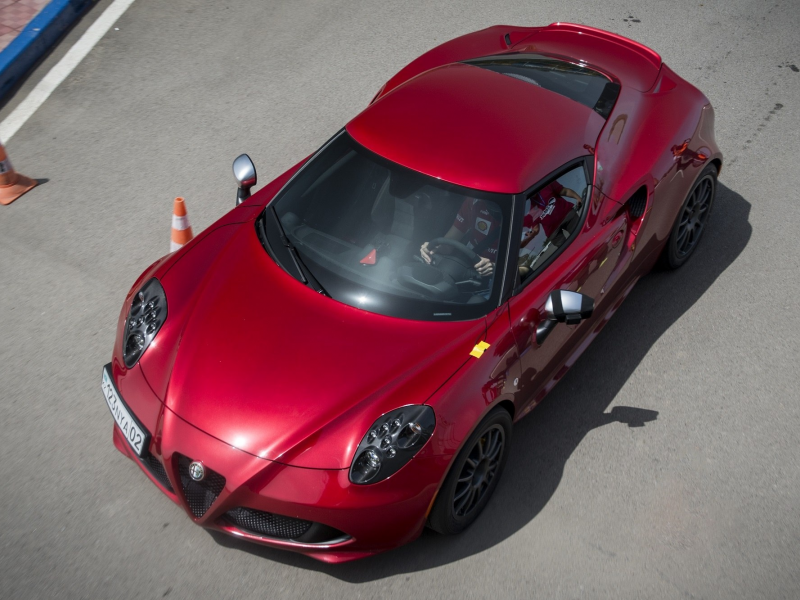 Alfa Romeo 4c, Almaty