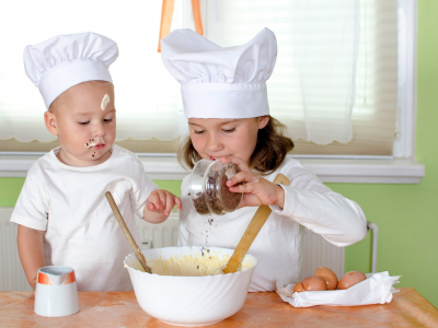 eggs, girl, cook, kitchen, ребёнок, children, boy, spoon, spices, cream, table, cup, baby