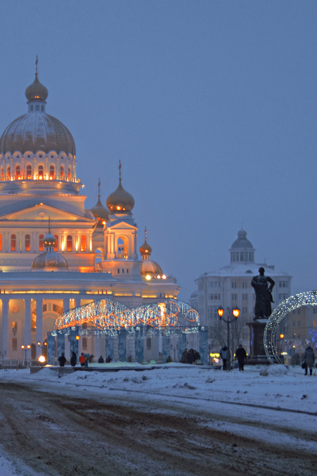 Россия, Мордовия, Саранск, вечер, зима, храм.