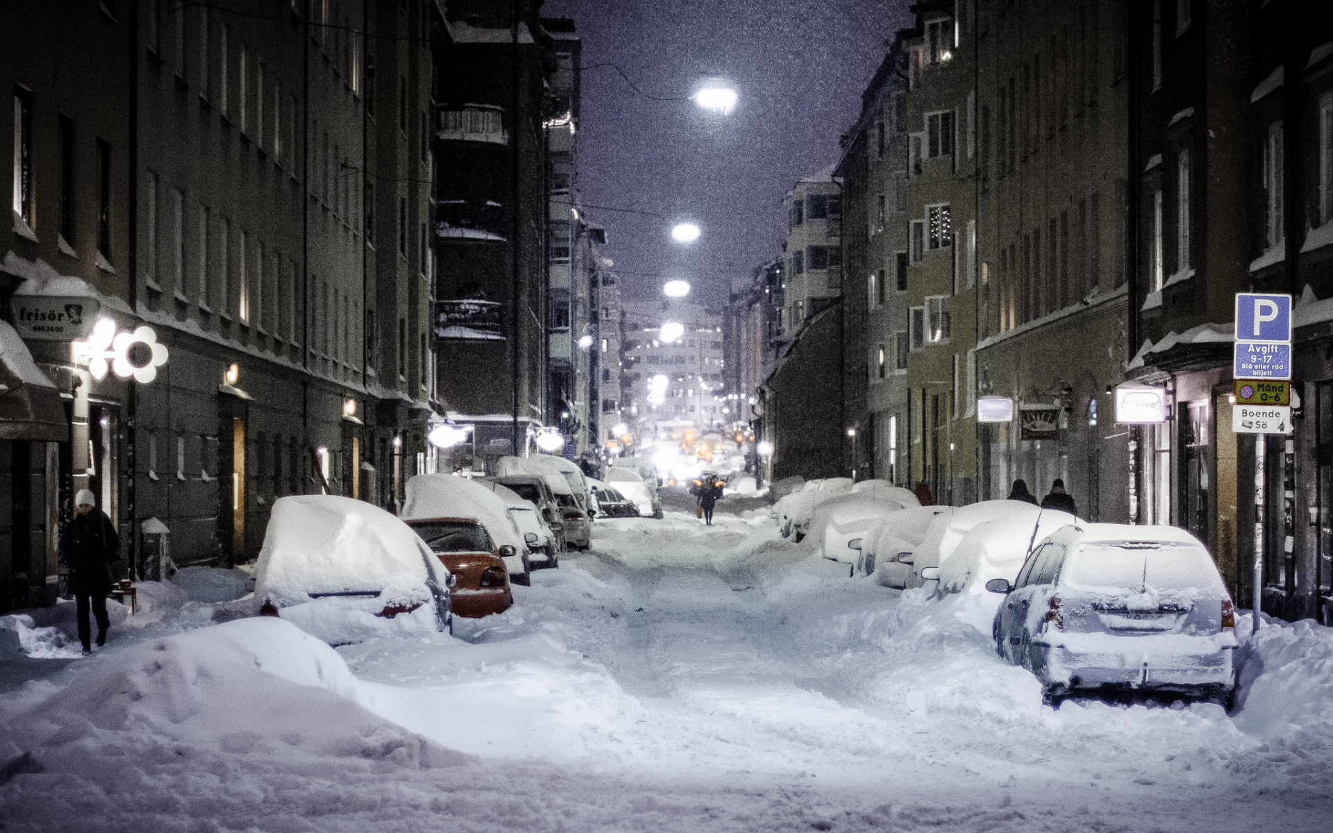 улица, ночь, фонари, снегопад, город