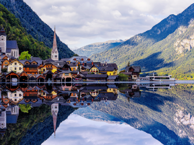 Hallstatt, Austria, Alps, Гальштат, Австрия, озеро, Альпы, горы, дома, леса, облака, отражение