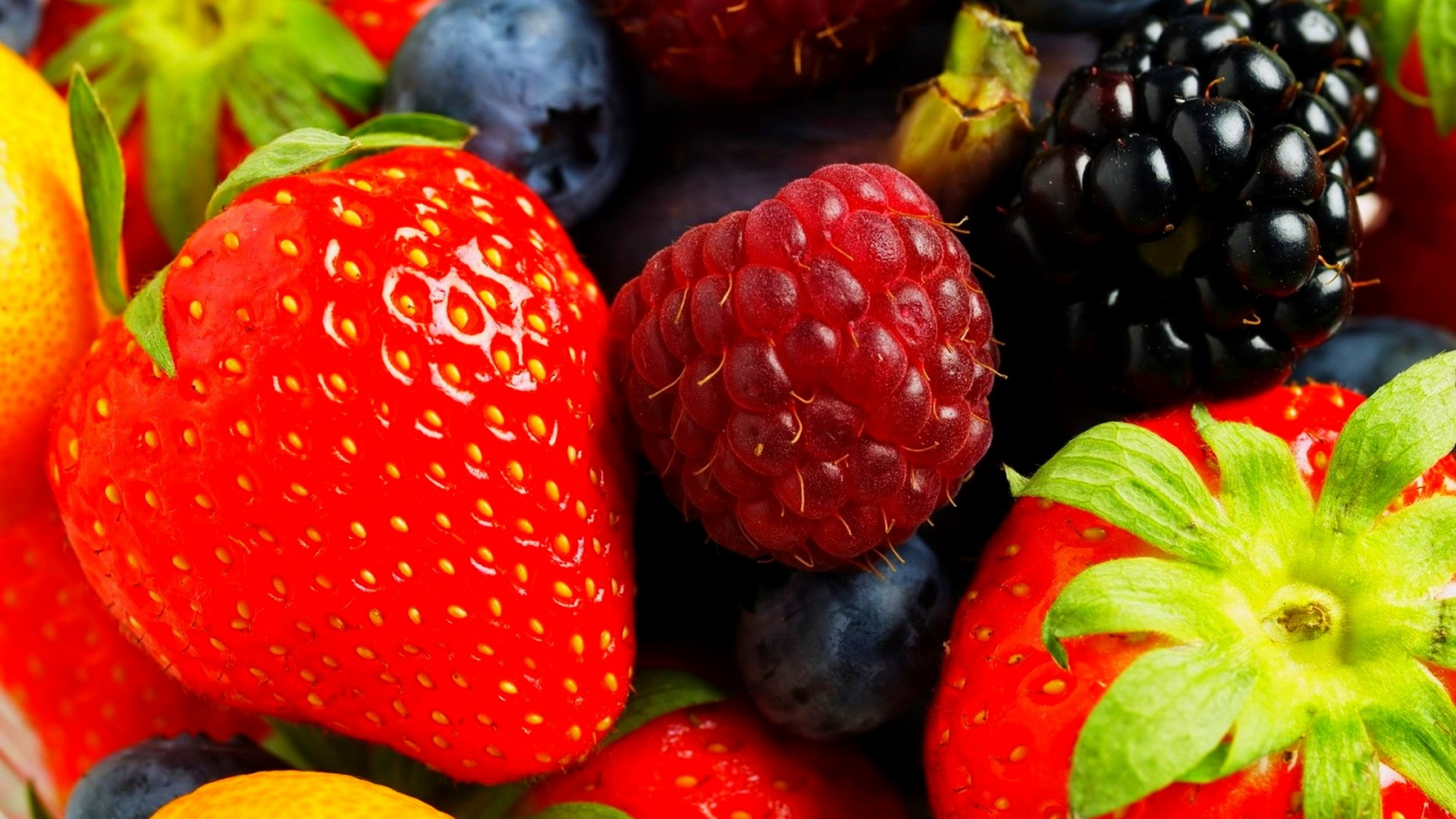 ягоды, фрукты, витамины