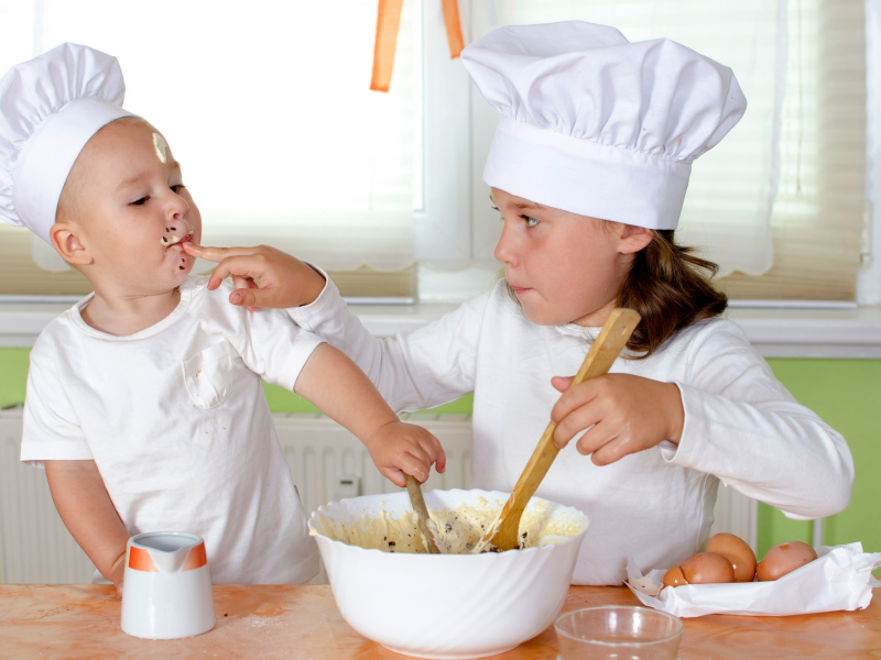 eggs, baby, spoon, kitchen, boy, cup, children, cook, cream, table, girl, ребёнок