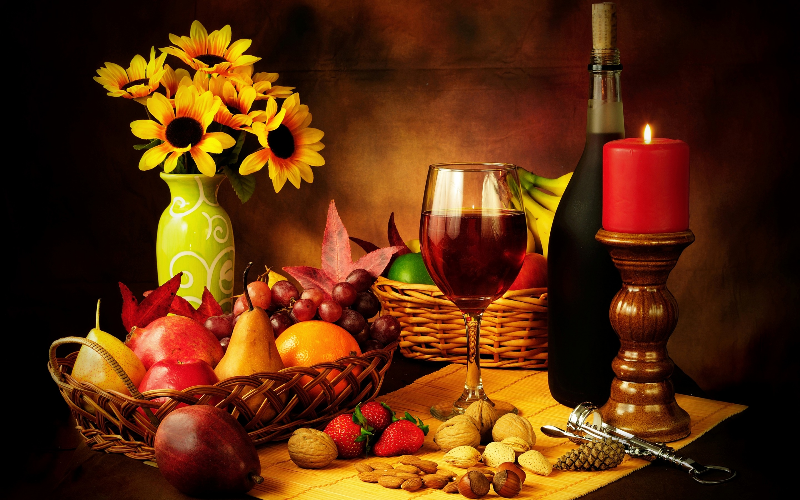 wine, flowers, fruit, candle, nuts, вино, фрукты, клубника, бананы, виноград, свеча, цветы, орехи, натюрморт