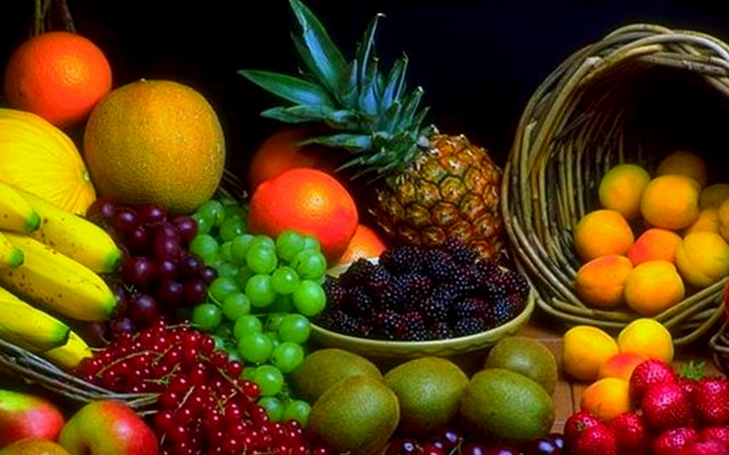 ягоды, фрукты, витамины