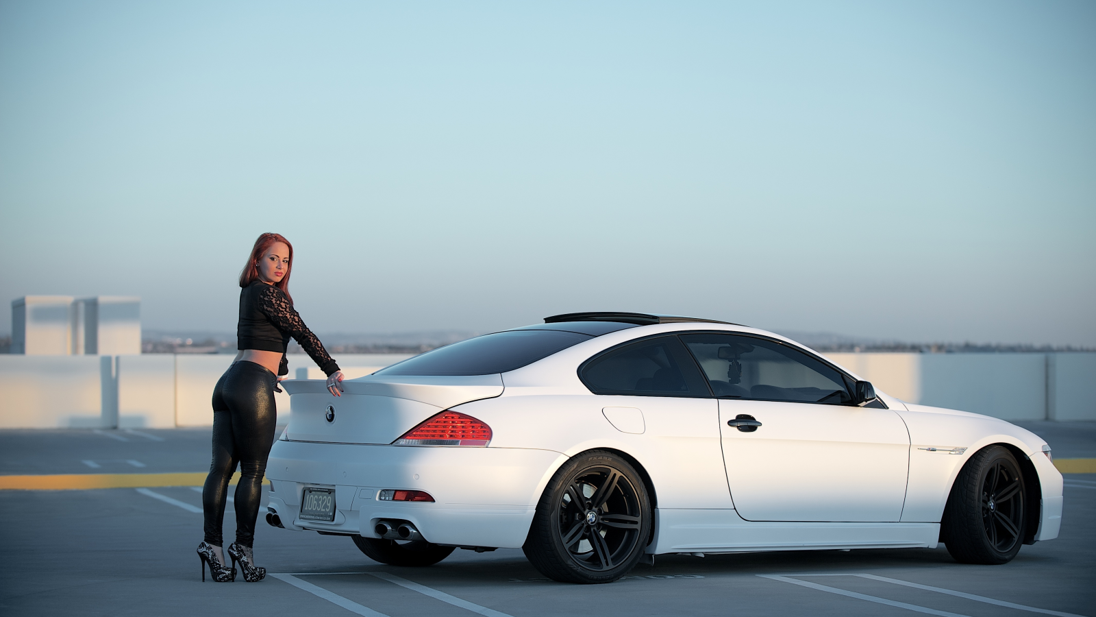 вид сзади, ножки, bmw, m6, girl, white, e63, белый, бмв, девушка