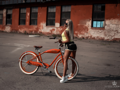 девушка, велосипед, шорты