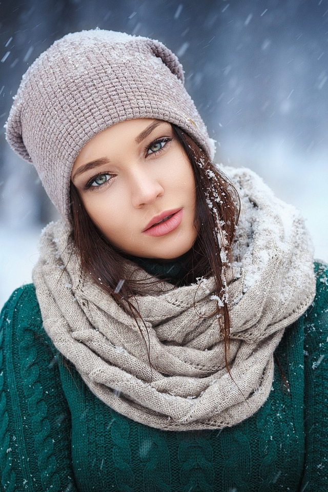 фотосессия, шарф, свитер, enis etrov, макияж, прическа, шапка, красотка, шатенка, зима, нгелина етрова, снег