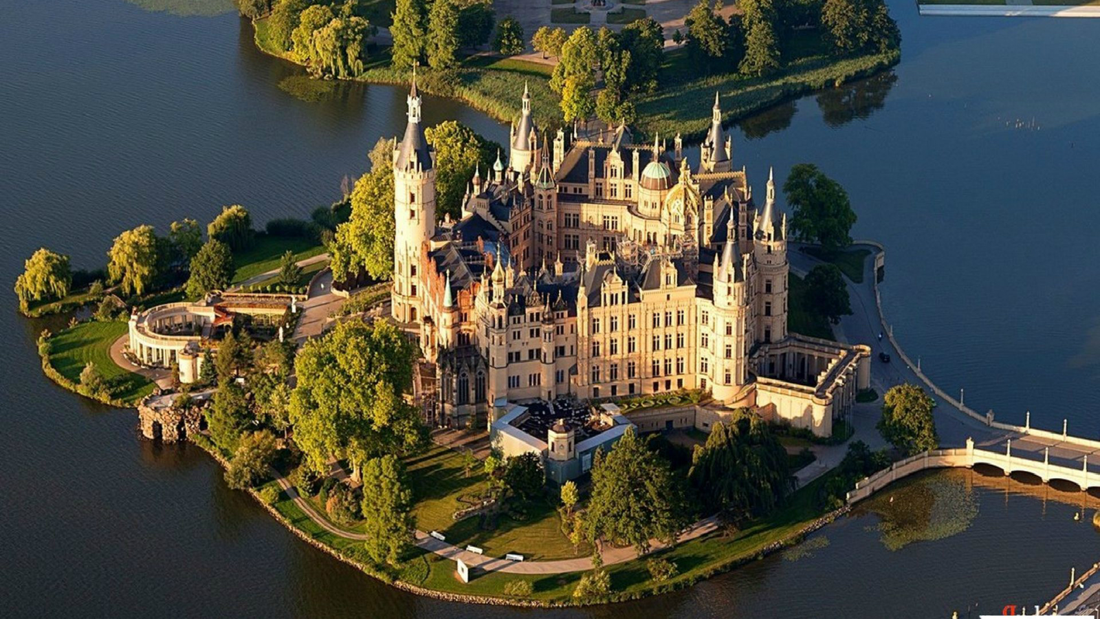 галерея, замок, архитектура, достопримечательность, германия, город, шверин, шверинский замок, интересно