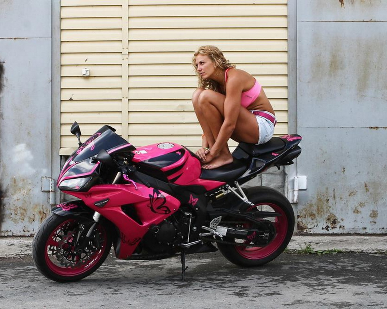 девушка, мотоцикл, поза, фон, мотоциклетка