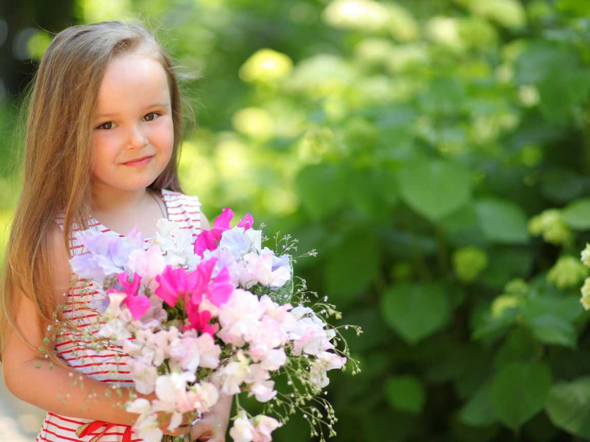 child, маленькая, ребенок, цветы, flowers, девочка