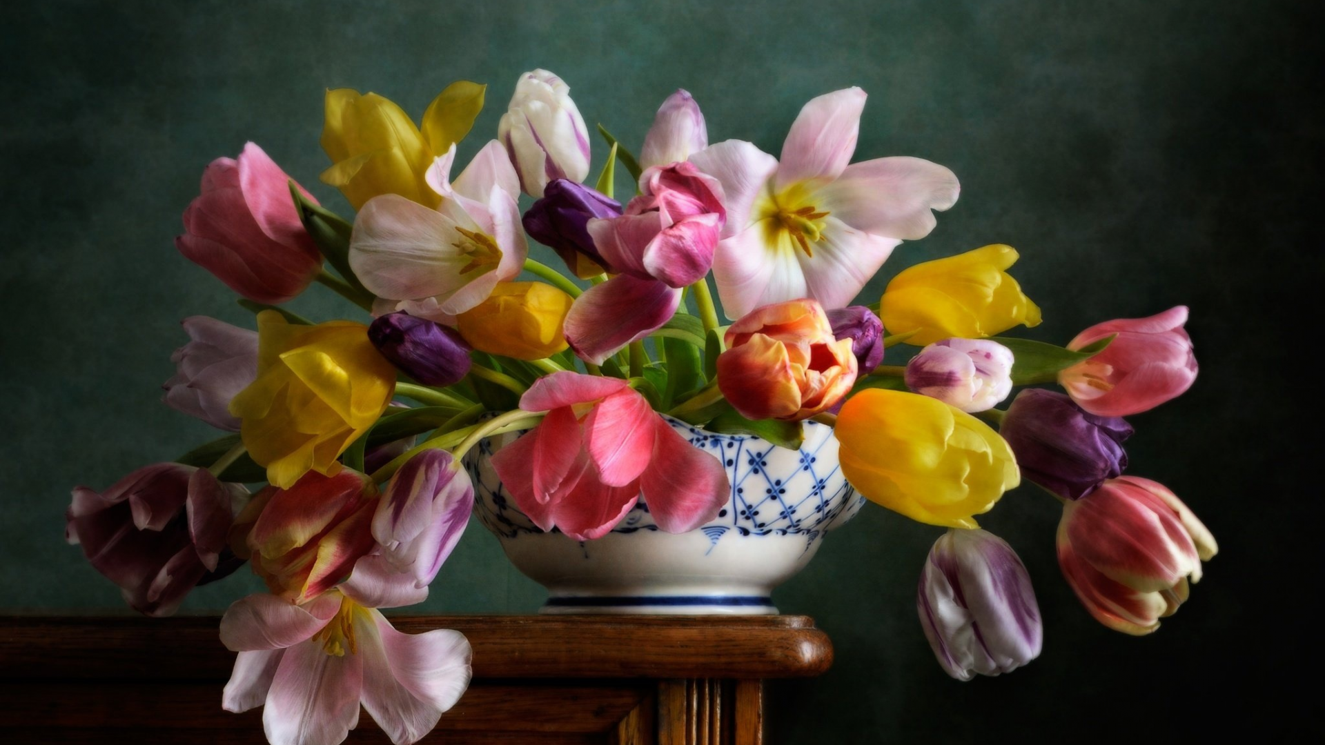 тюльпаны, цветы, столик, ваза