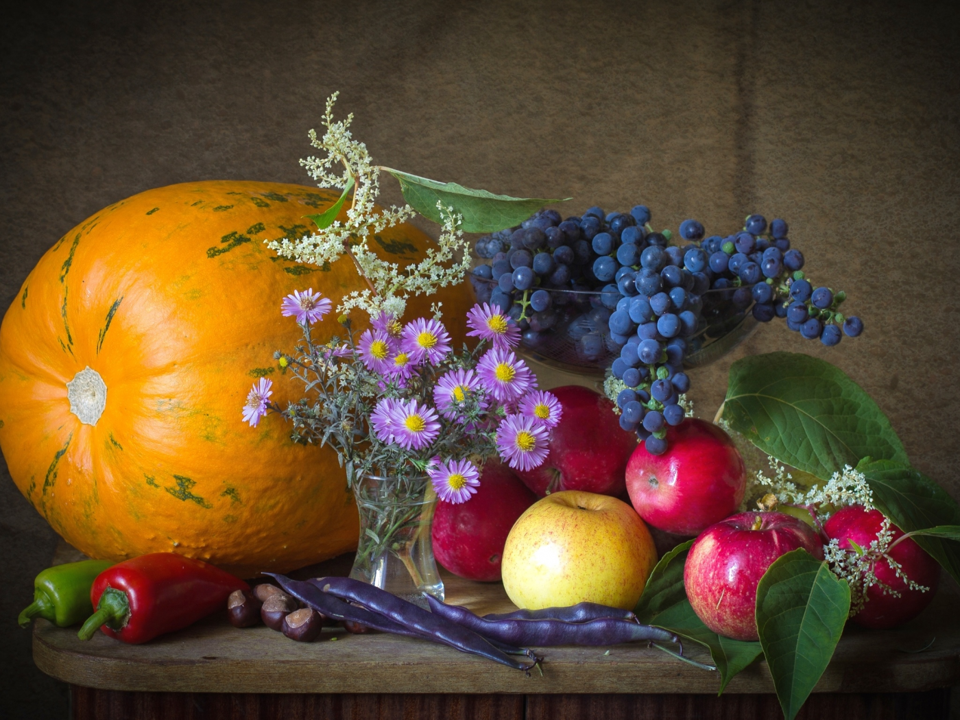 осень, яблоки, виноград, тыква, перец, натюрморт, каштан, астры, фасоль