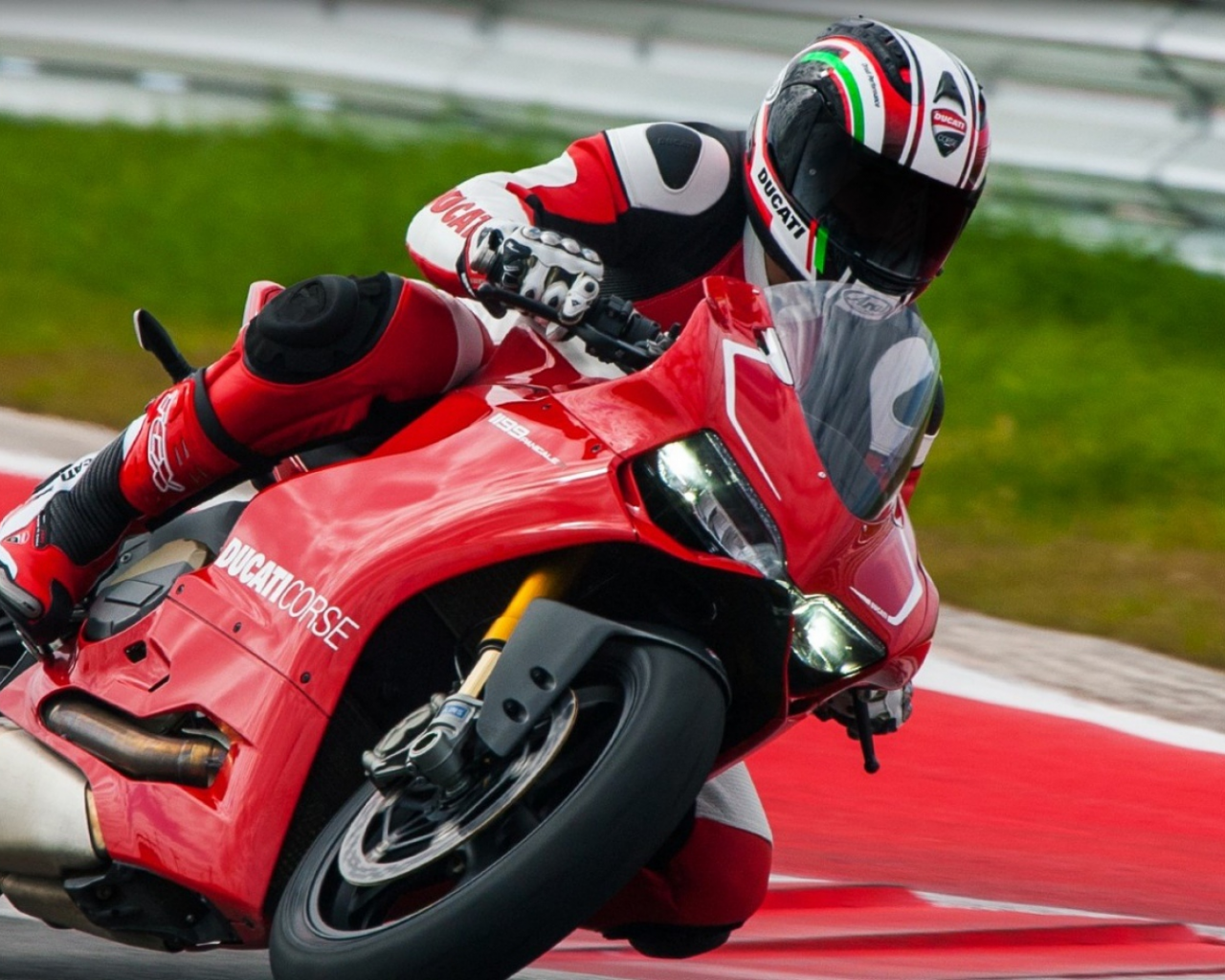 ducati, 1199, panigale r, мотоциклист, движение