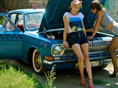 девушка, девушки, автомобиль, газ24, город, такси, girl, girls, blonde, dress, shorts, dark, front, car, gaz24, taxi, building, city, solar, lips, eyes, see, nice, sky, up, ussr, wide