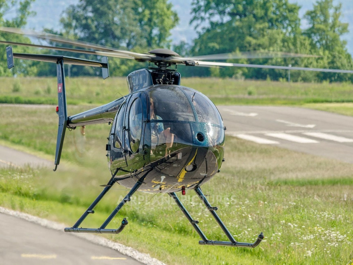 вертолёт, хьюз, мд, 500, аэродром, hughes, md500e, md, aircraft, airfield, usa, front, helicopters, heli, high, sun, summer, see, sky, wide