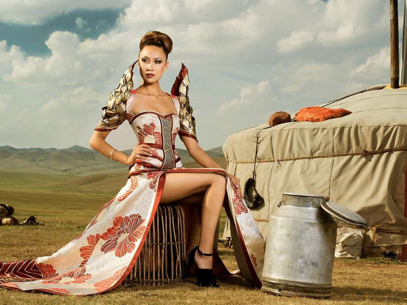 монгольская девушка, девушка, грудь, макияж, брюнетка, фигура, грудь, ножки, ляжки