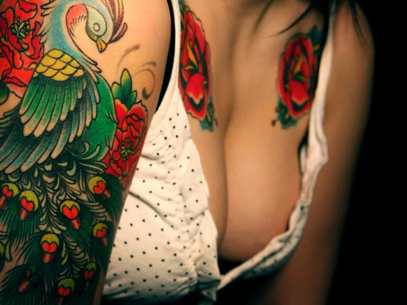 девушка, татуировка, грудь, девушка и татуировка, красивая грудь, лифчик, симпотичные сиськи