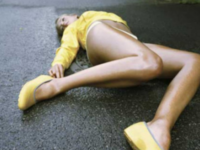 девушка, ножки, ляжки, грудь, девушка в желтом, белые трусики, шикарное тело