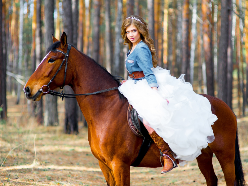 девушка, милая, симпатичная, лошадь, куртка, юбка, сапоги