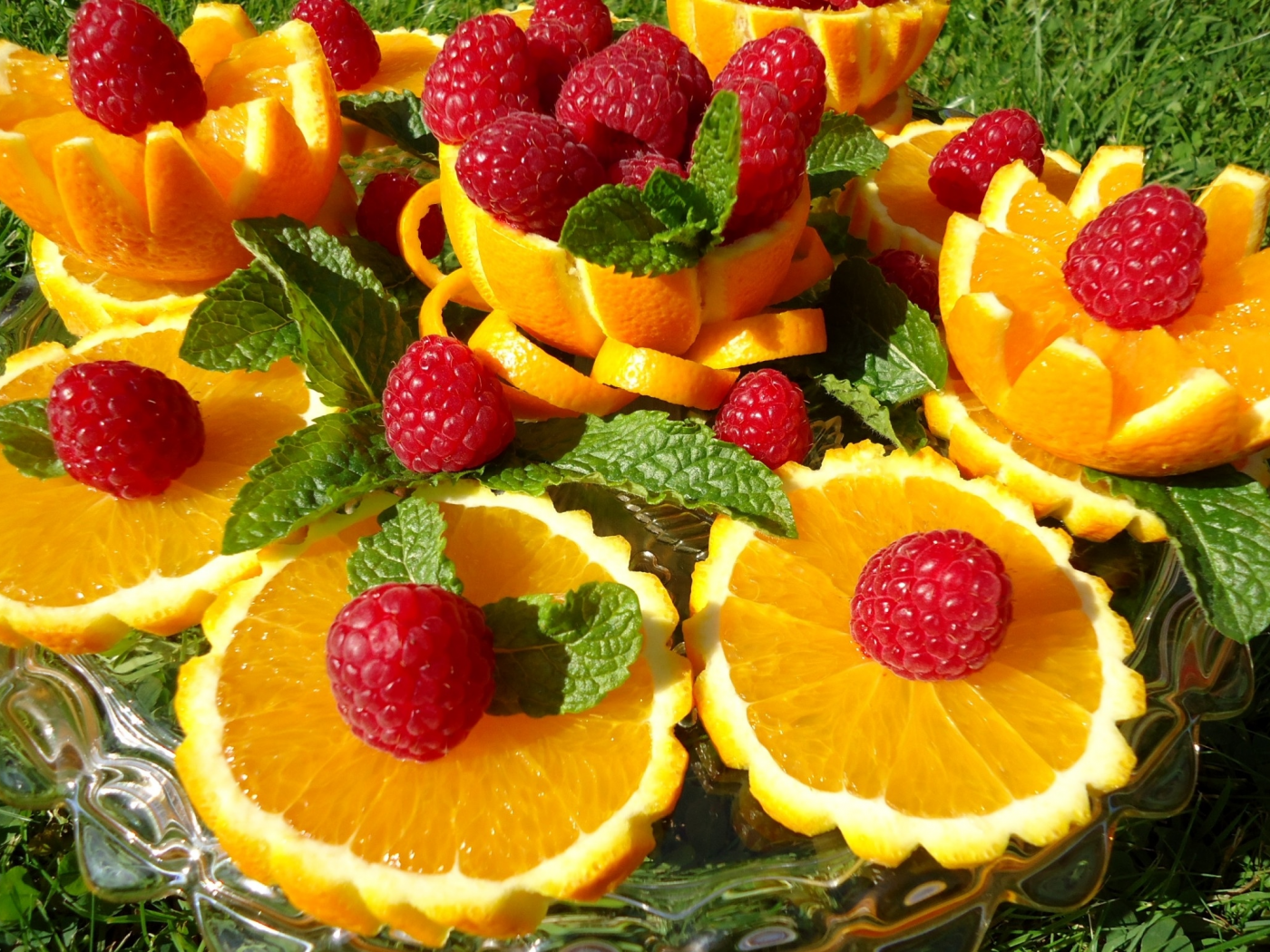 фрукты, малина, апельсины