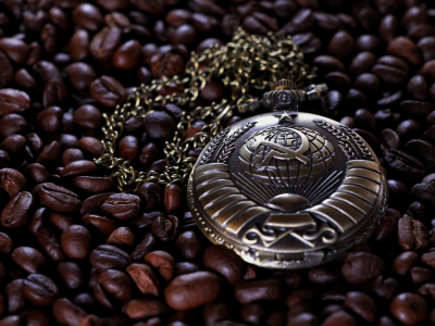 часы, кофе, герб