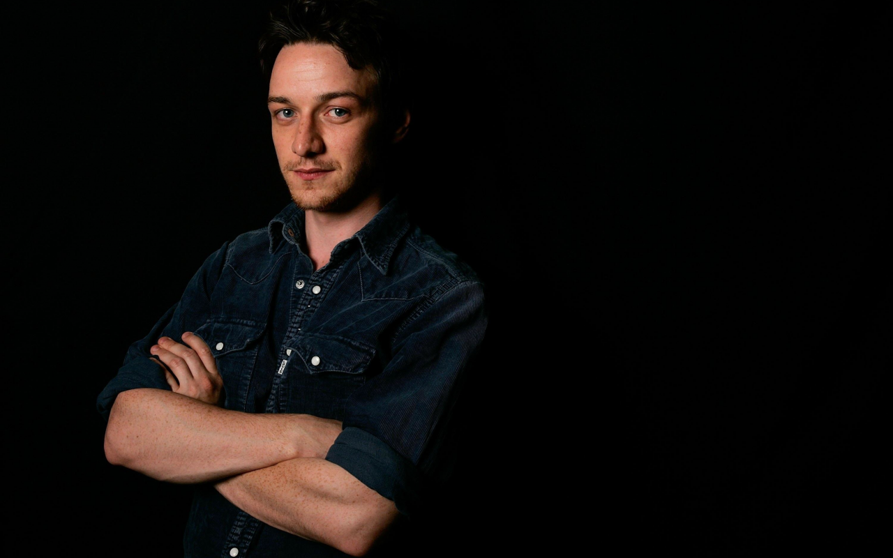 james mcavoy, актёр, чёрный фон