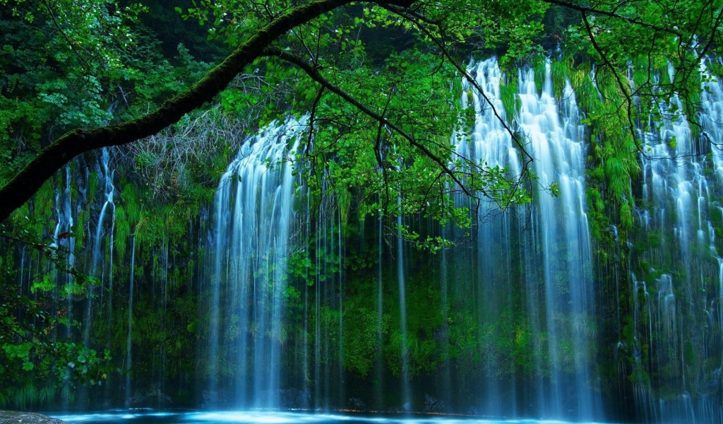 гора, водопад, озеро