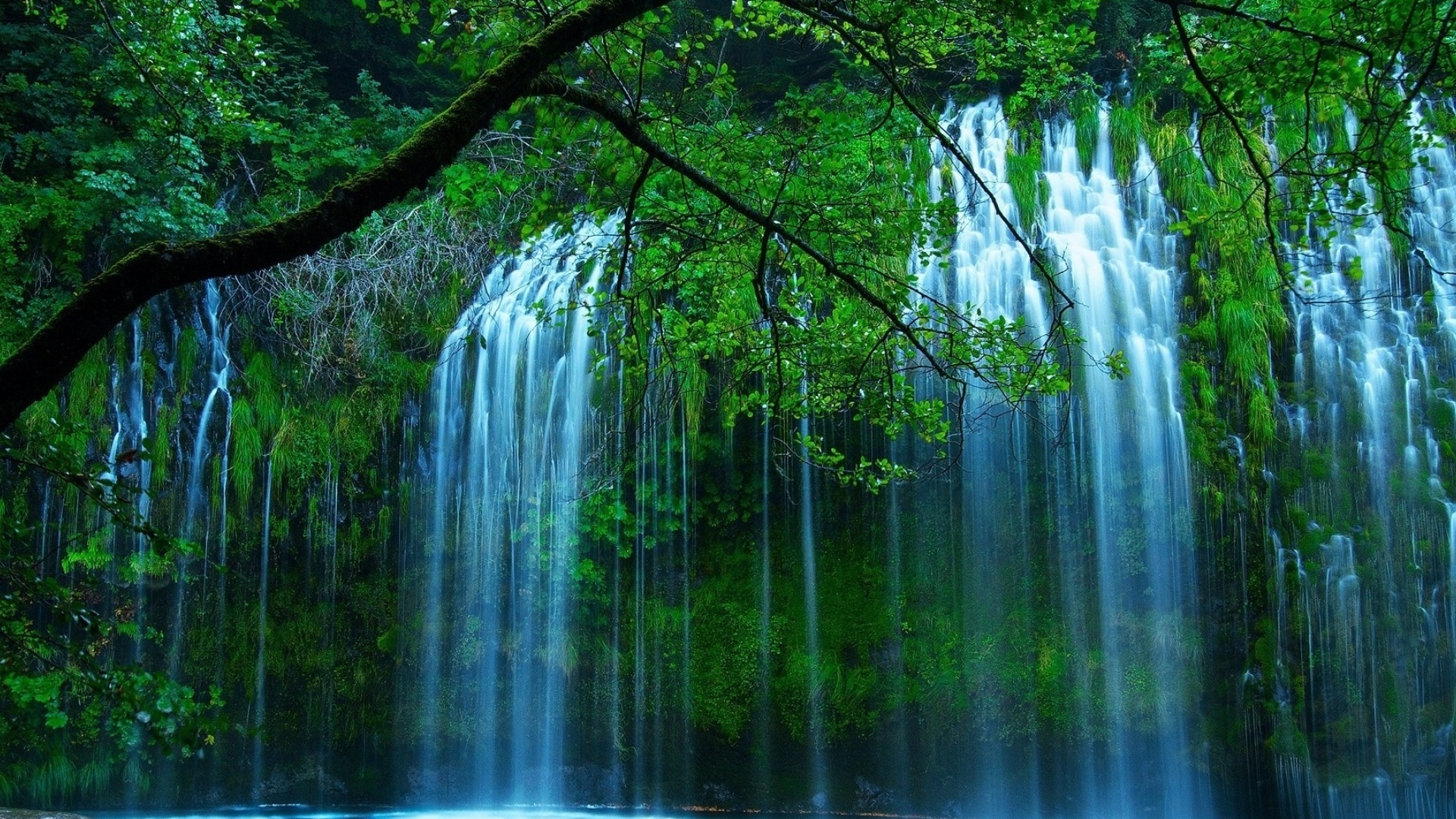 гора, водопад, озеро