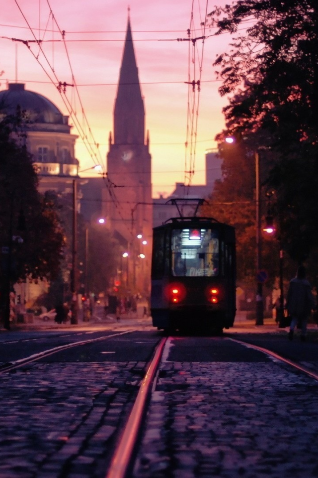 город, вечер, трамвай