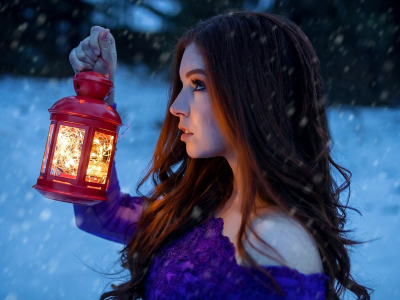 девушка, зима, фонарь в руке