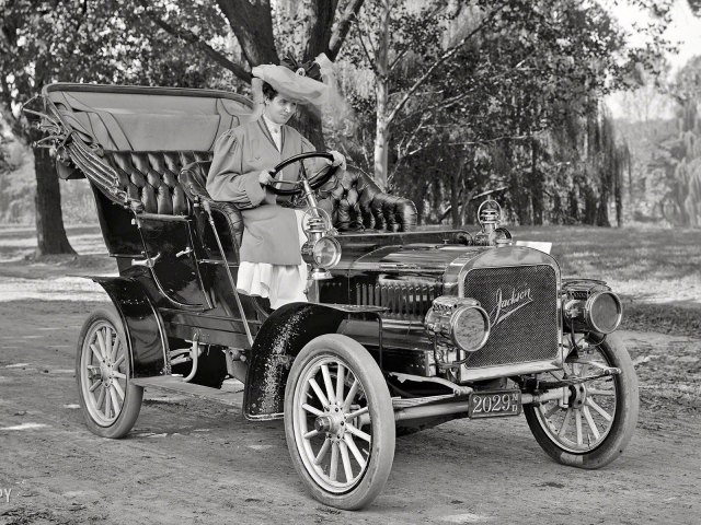 девушка, за рулём автомобиля jackson car