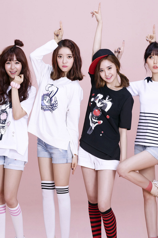 music, band, girls, asian, dal shabet, knee socks, shorts, skirt, sneakers