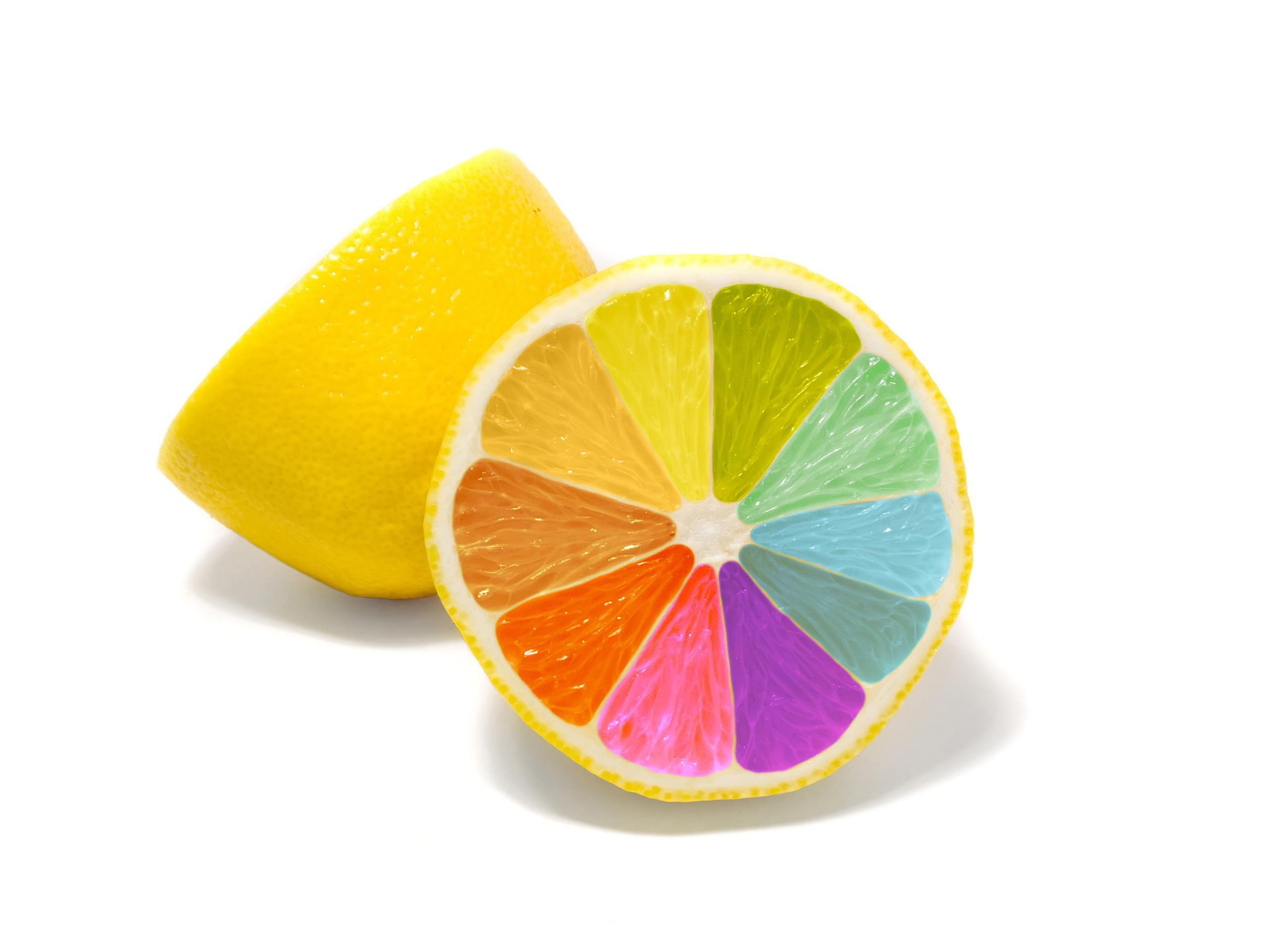 Цветной предмет. Разноцветный лимон. Яркие фрукты. Разноцветные фрукты. Яркие сочные цвета.