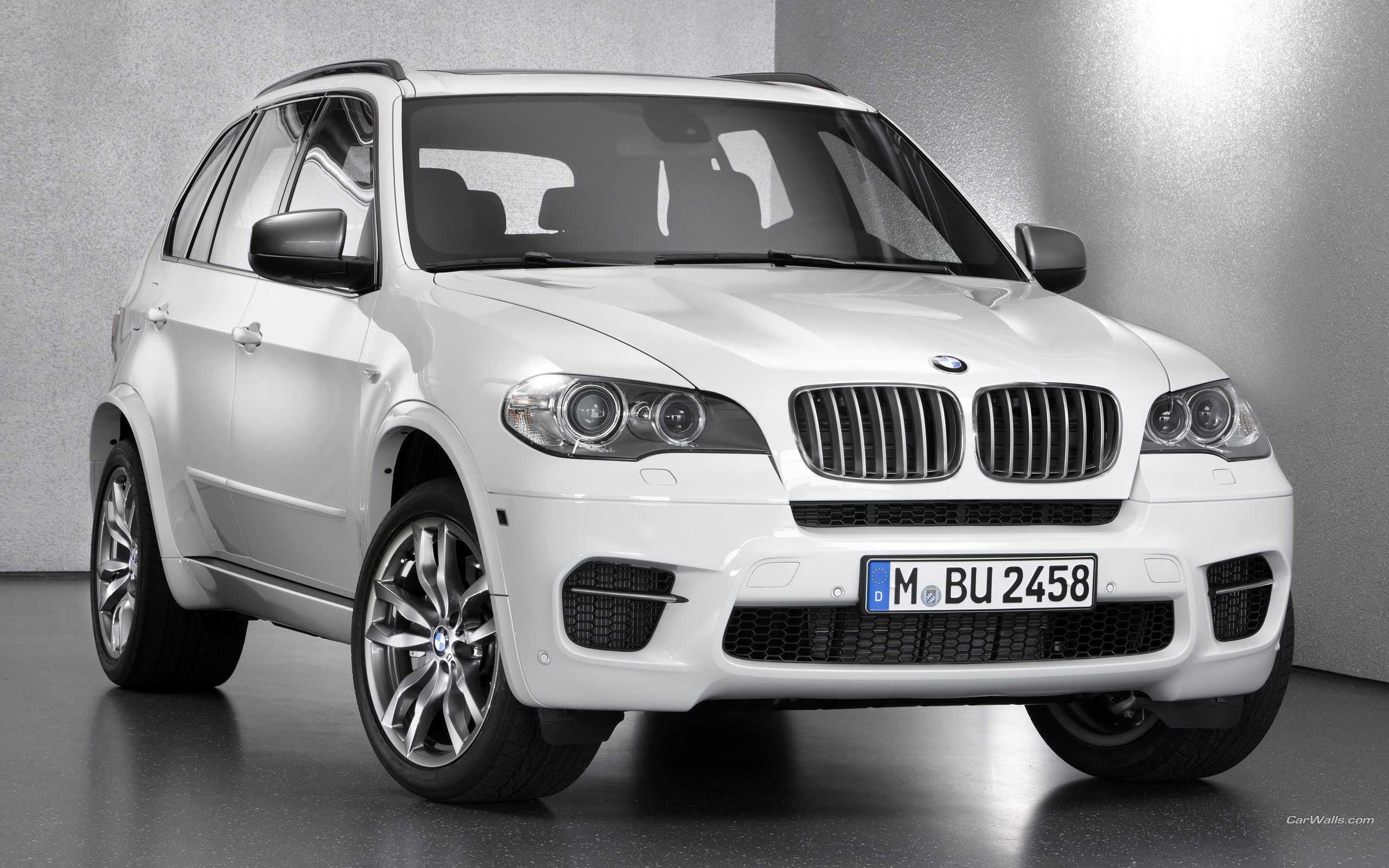 X 41 x 5 3. БМВ x5 белая. Джип БМВ х5. BMW x5 2013. BMW x5 m5 2012.