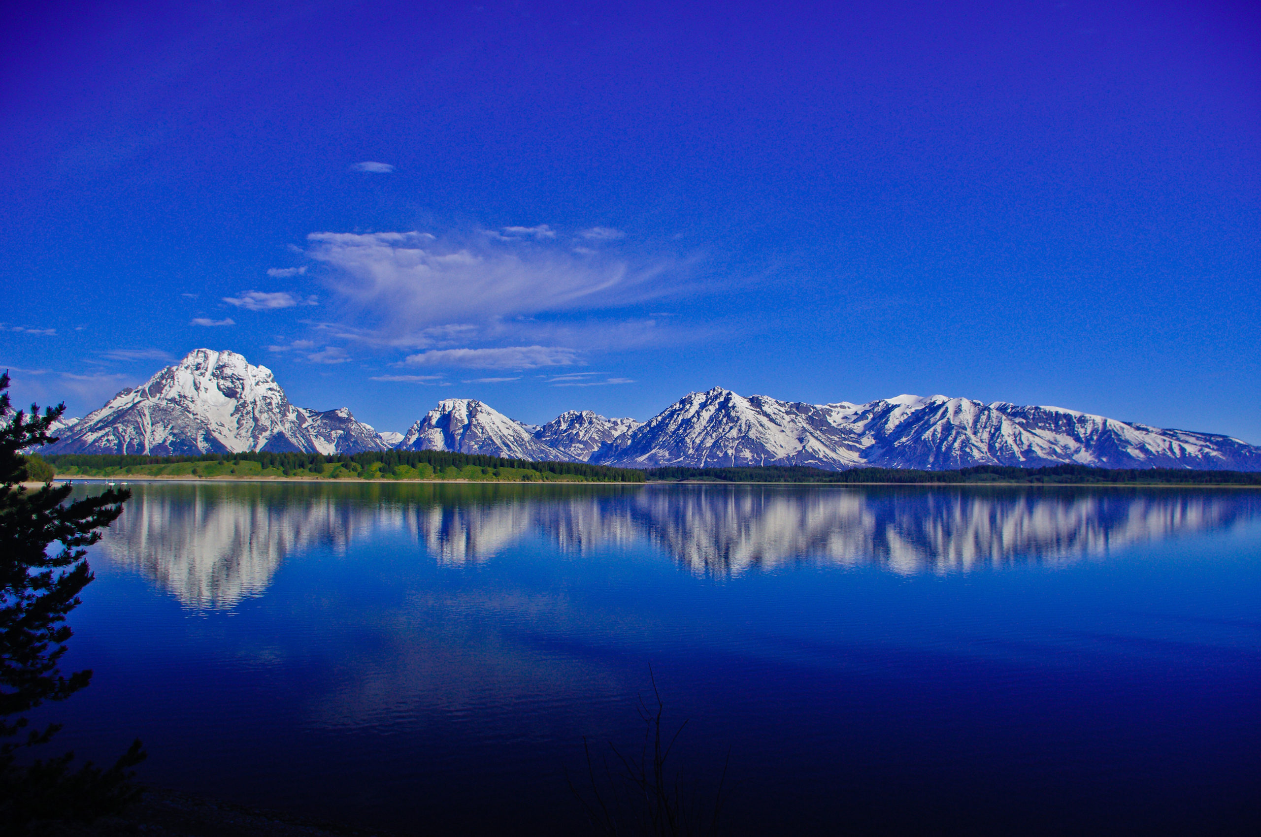 Горы и голубая вода. Природа горы. Озеро в горах. Горы небо. Синие горы.